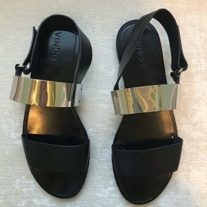 Vince sandals. US 8.5 EU 39.5